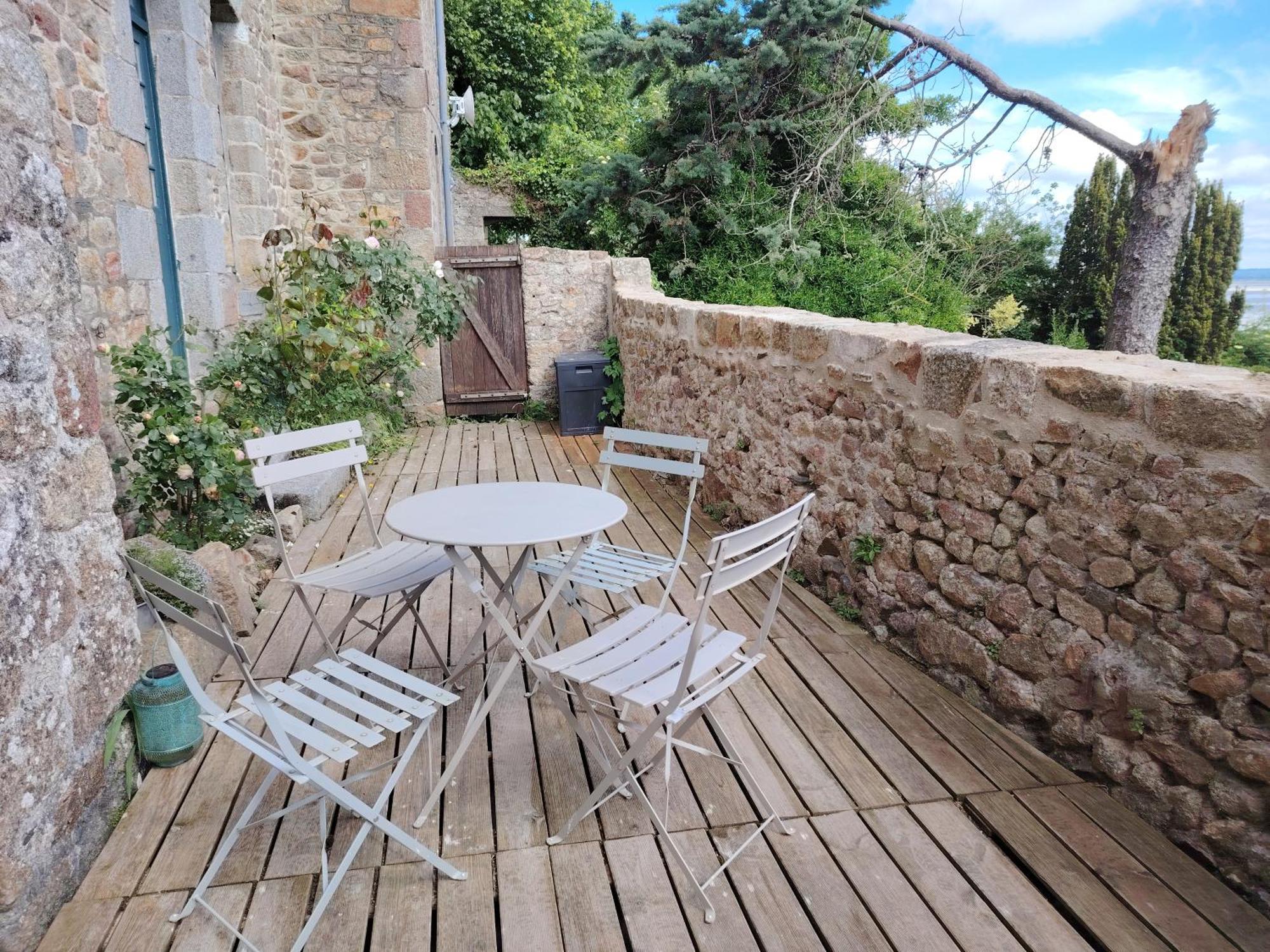 Villa Chez Adele à Mont St. Michel Extérieur photo